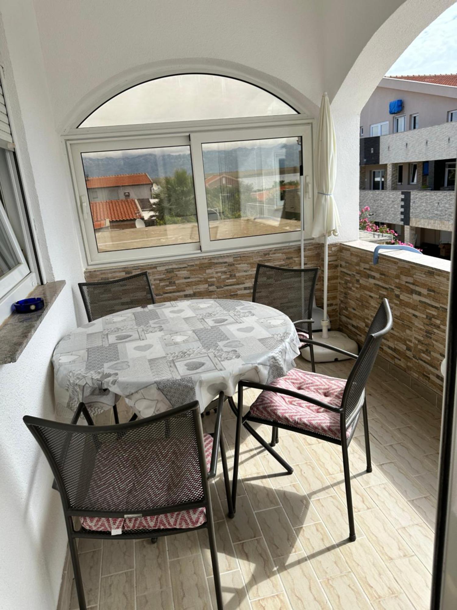 Apartments Kristina Vir Luaran gambar